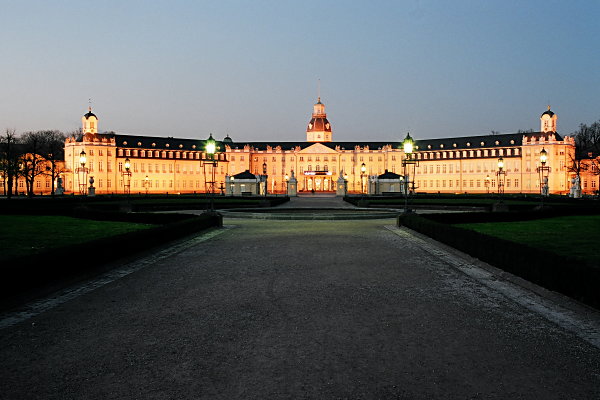 Kein Karlsruhe ohne Schloss